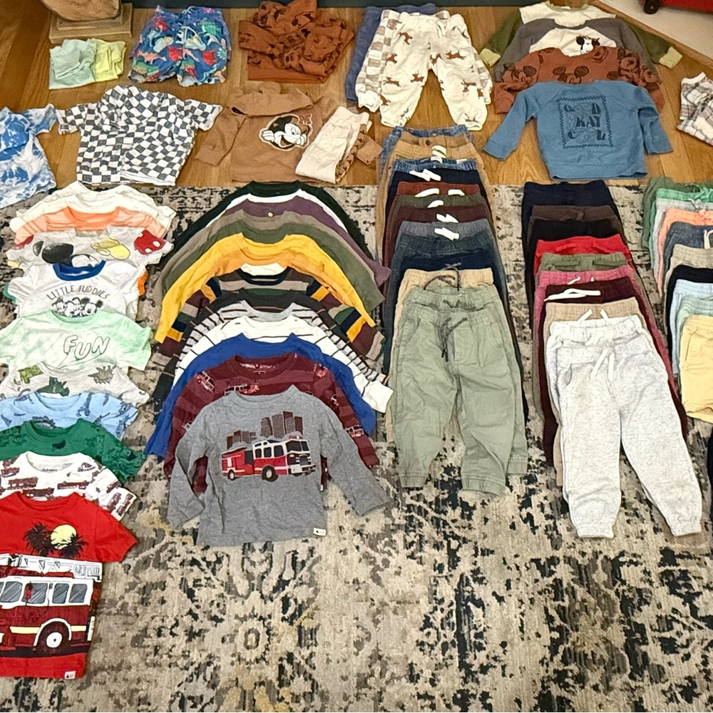 2T kids clothes: Baby gap, old navy etc.